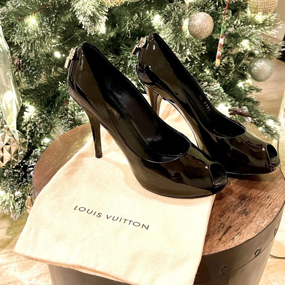 Louis Vuitton Peep Toe Heels with gold LV locket on back
